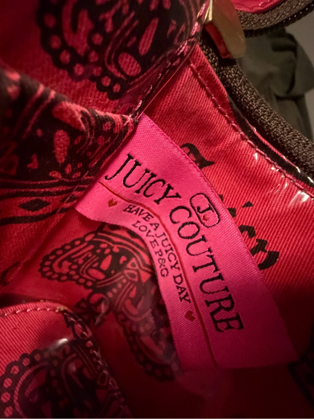 Juicy Couture Pink Velvet Travel Jewelry makeup Case train case rare - Picture 9 of 10